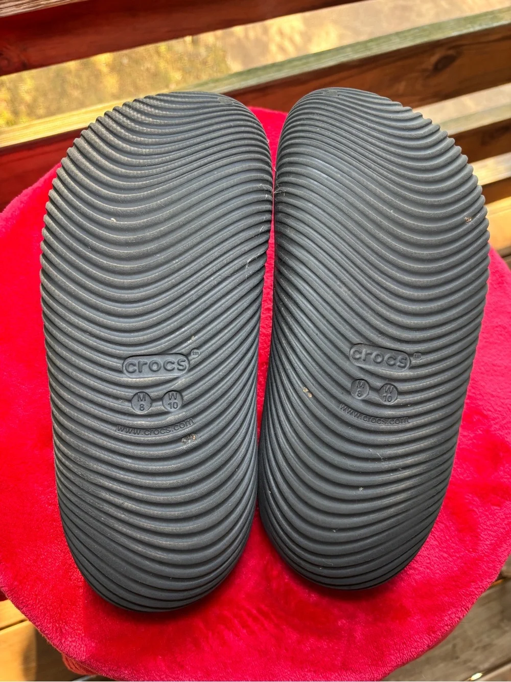Crocs Mellow Slip On Recovery Clogs Slides Men’s 8 Women’s 10 Black Vent Window